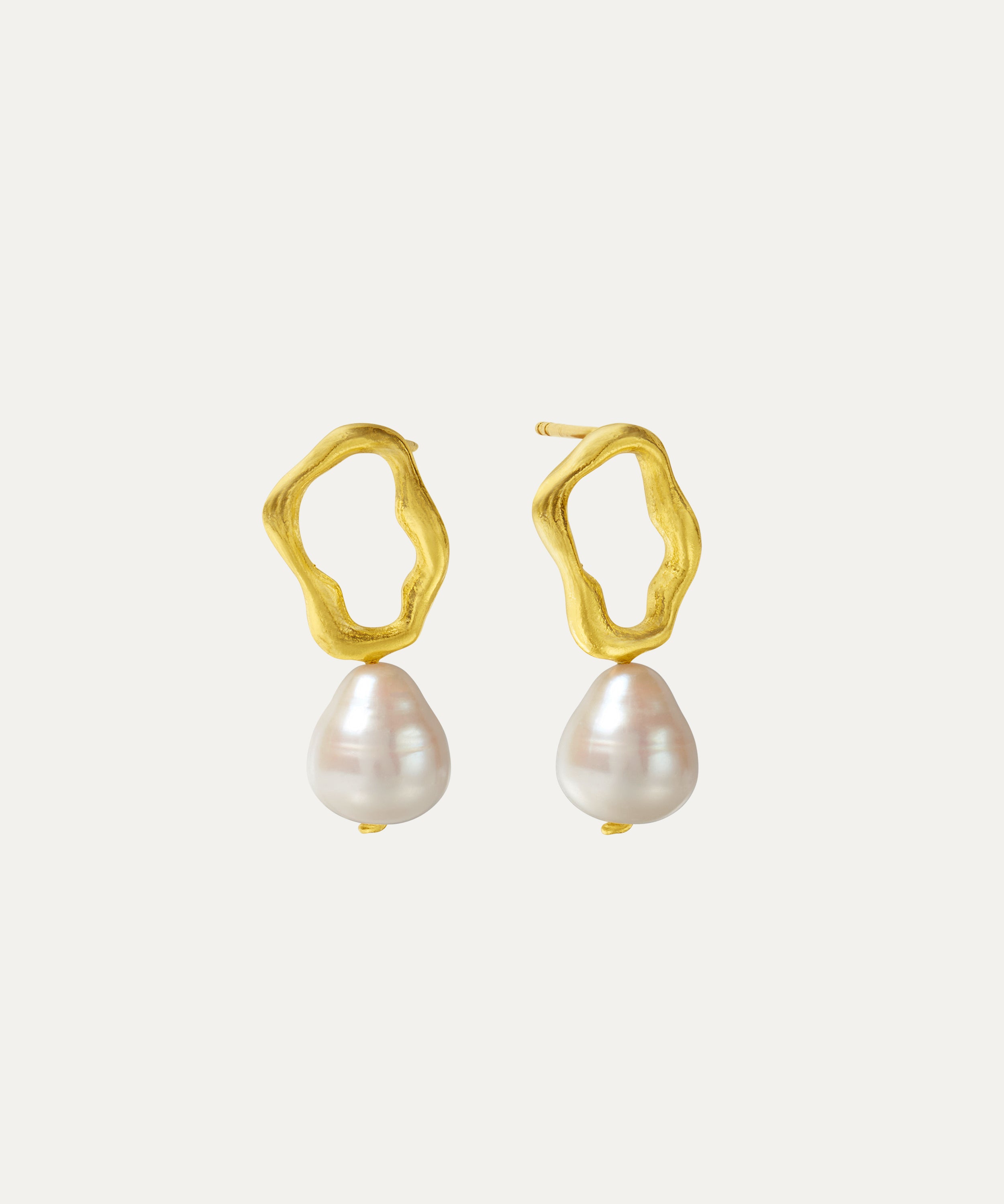 Gloria Pearl Stud Earrings | Sustainable Jewellery by Ottoman Hands