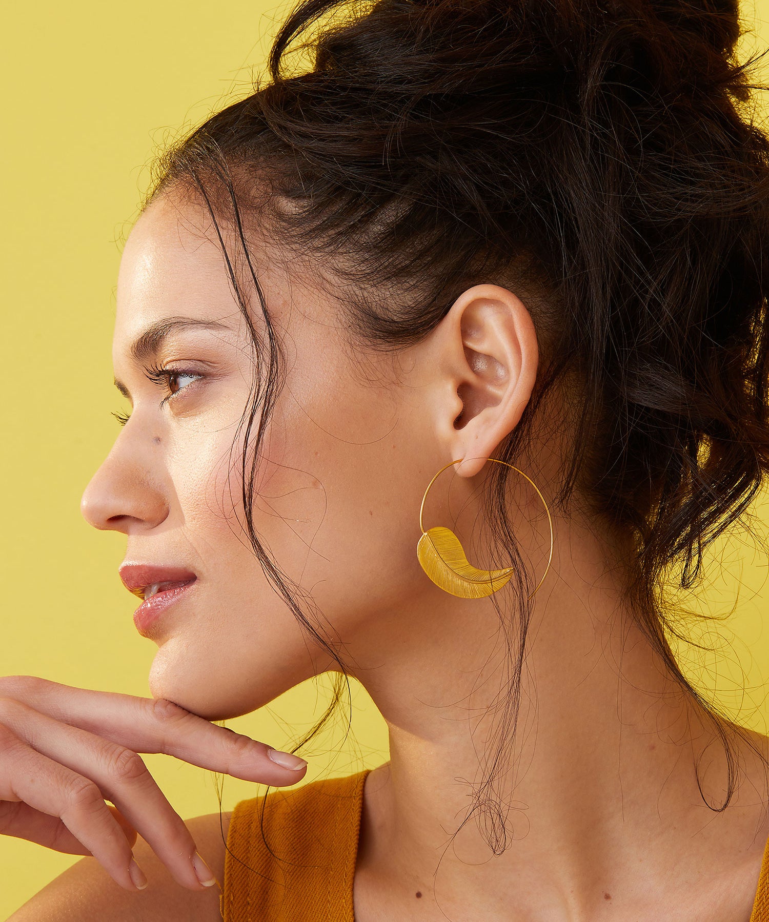 Gold Feather Pull Through Hoop Earrings | Sustainable Jewellery by Ottoman Hands